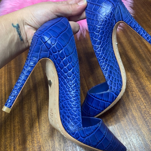 NWOT Alice and Olivia heels - Picture 6 of 8